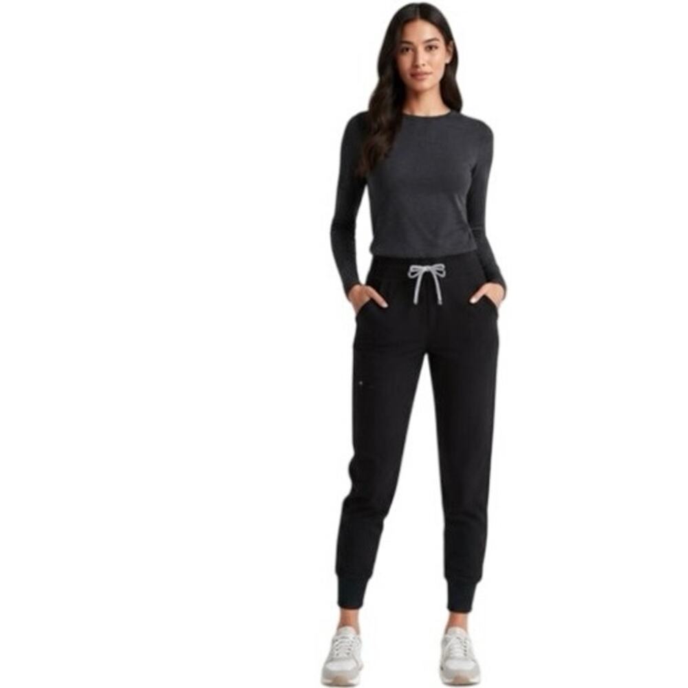 FIGS Zamora Jogger Scrub Pants
XXS Black Technical Collection